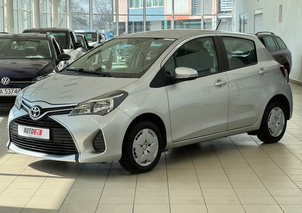 Toyota Yaris cena 37500 przebieg: 142578, rok produkcji 2015 z Częstochowa małe 497